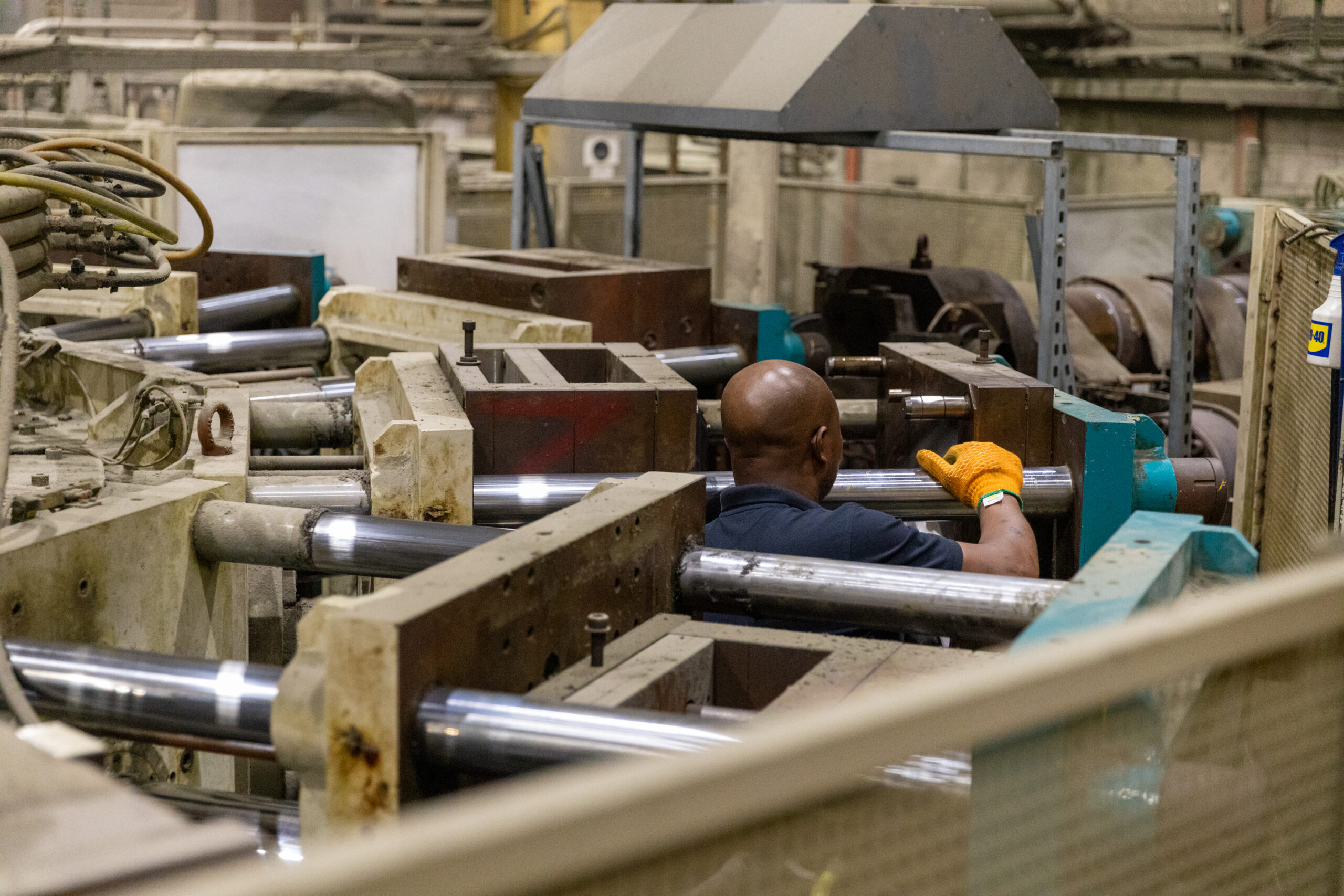 Injection moulding machinery at Heyside Group